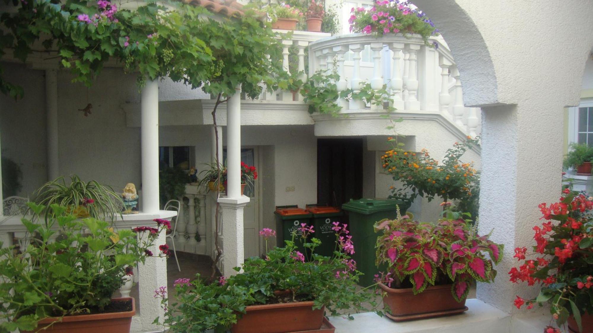 Apartments Vodice Marica *
