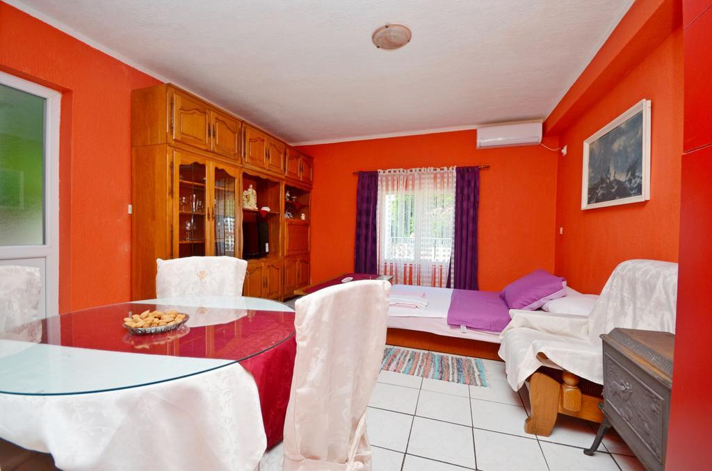 Apartments Vodice Marica *